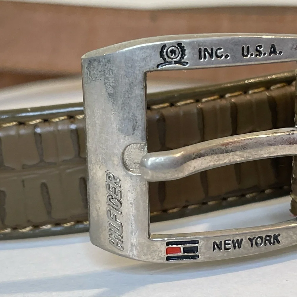Vintage Tommy Hilfiger Square‎ Buckle Croco-Print Leather Belt Size XS (24”)